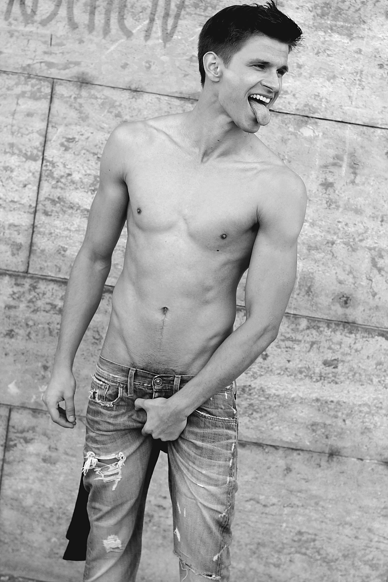 Model - DENIZ - Picture #18