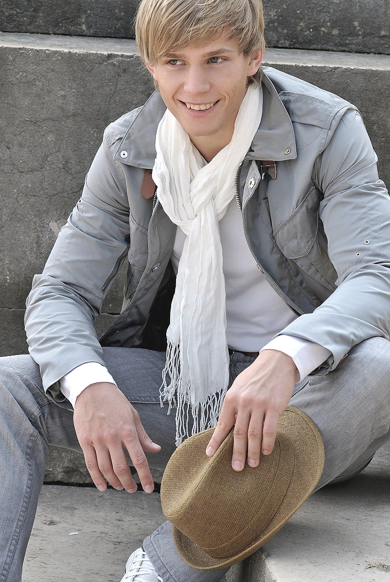 Model - SIMON
