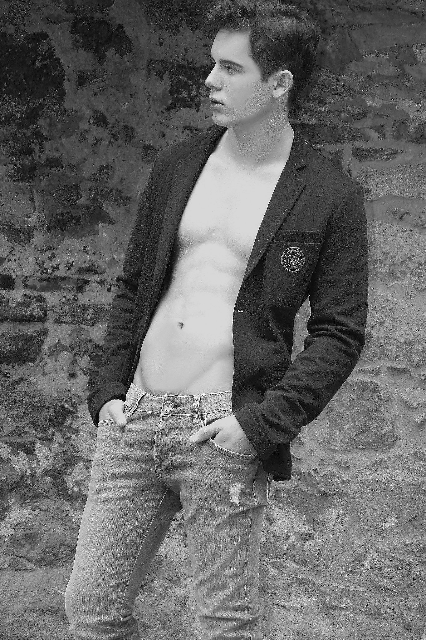 Model - VALENTIN - Picture #13