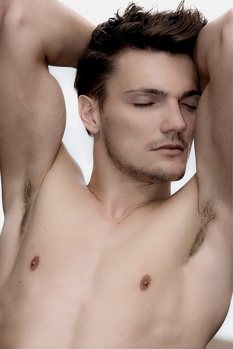 Model - ALEKS - Picture #15