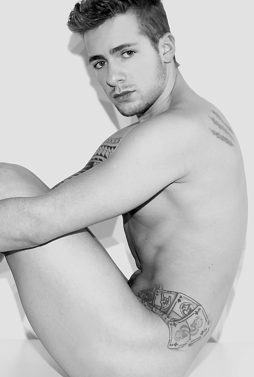 Model - ERIC - Picture #11