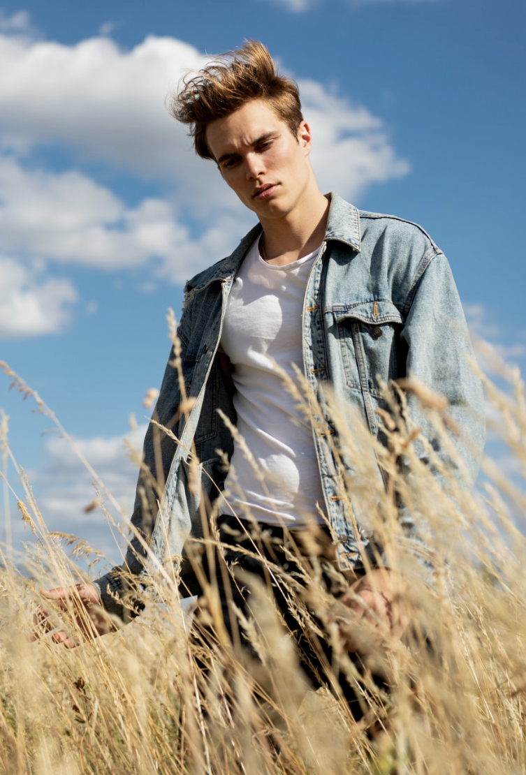 Model - ADRIAN - Picture #12