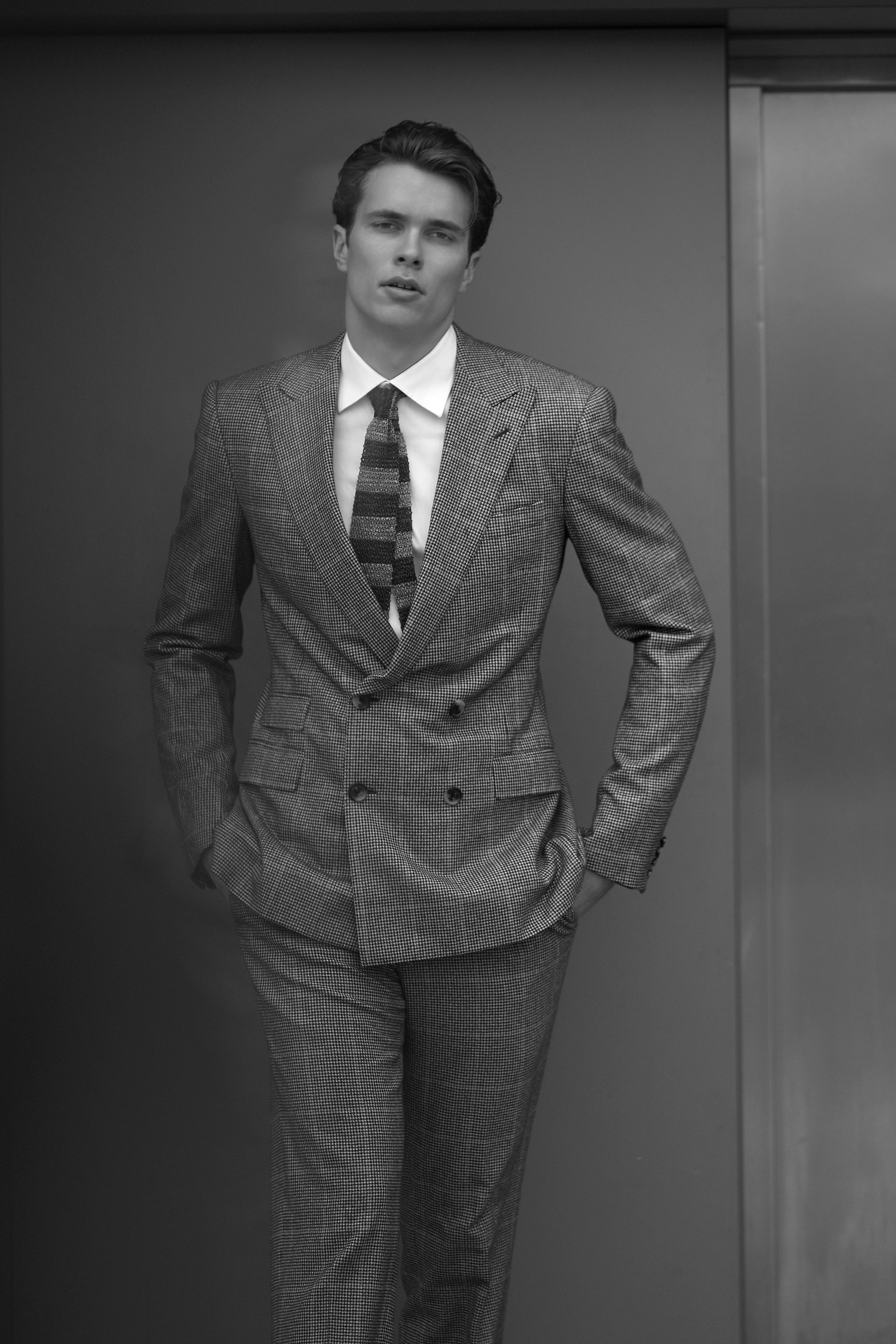 Model - ADRIAN - Picture #36