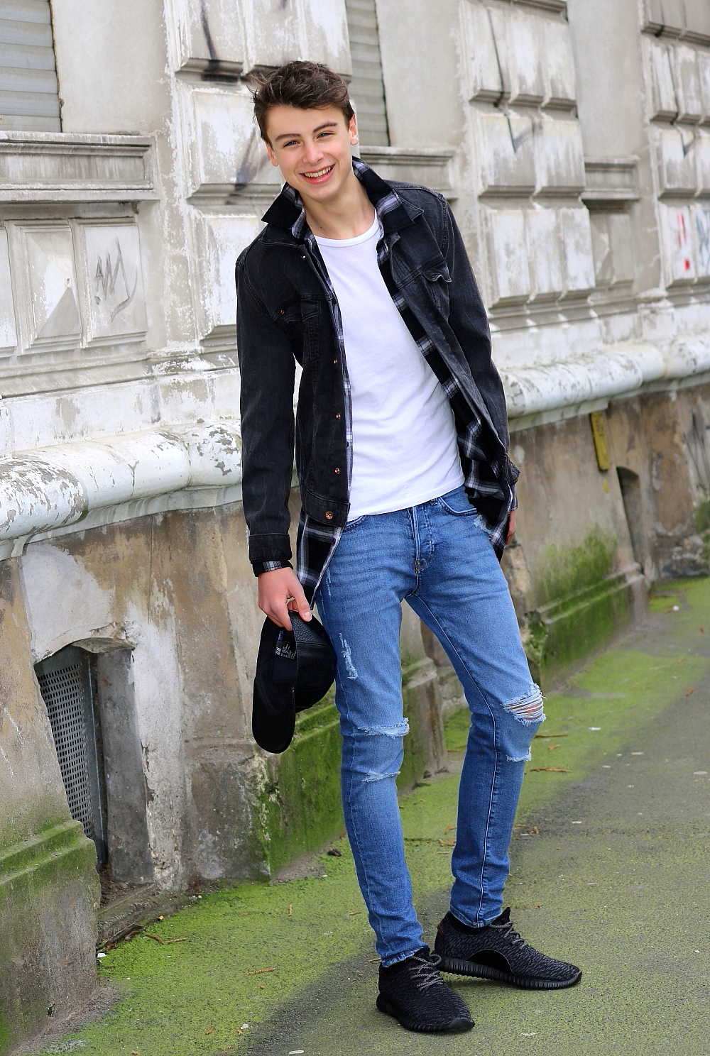 Model -  - Picture #2
