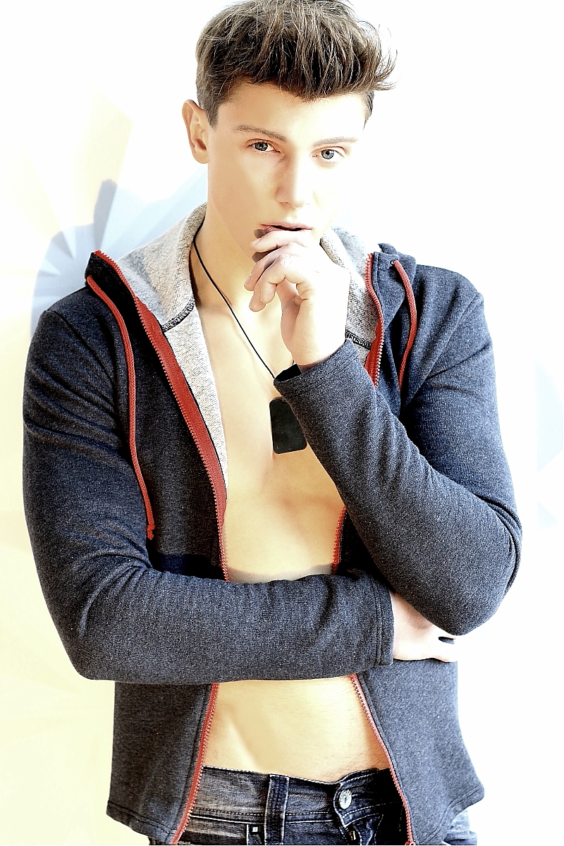 Model - NIKOLAJ - Picture #6