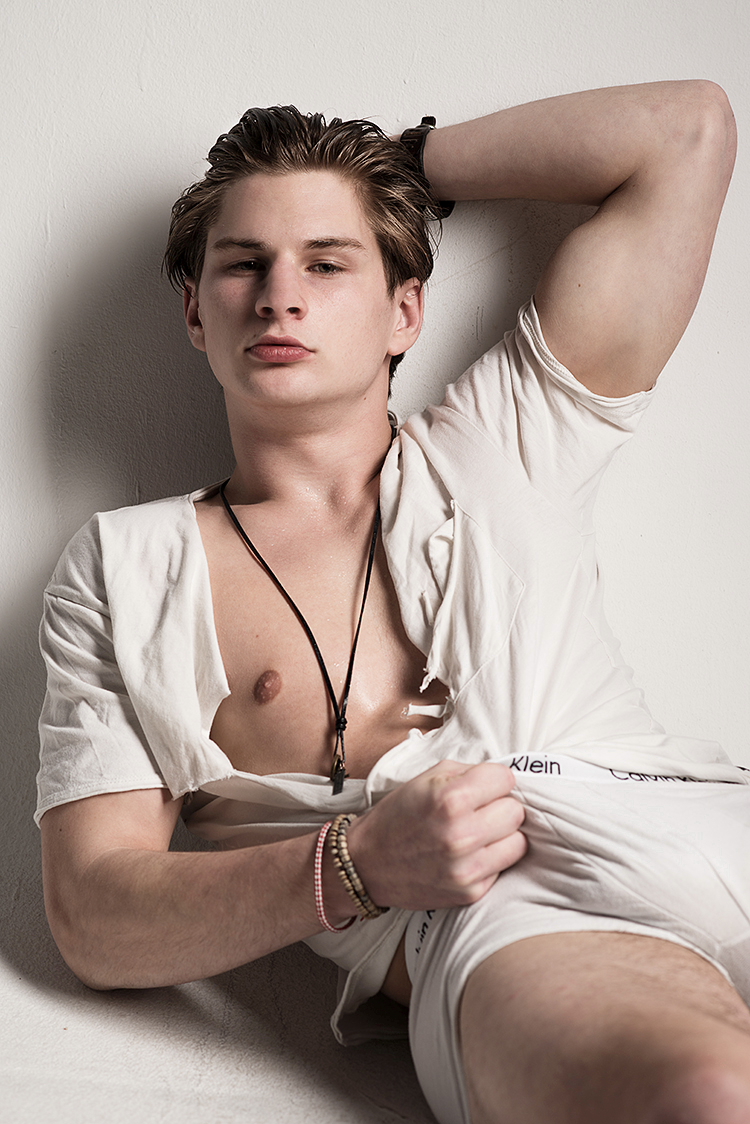 Model - FALK - Picture #8