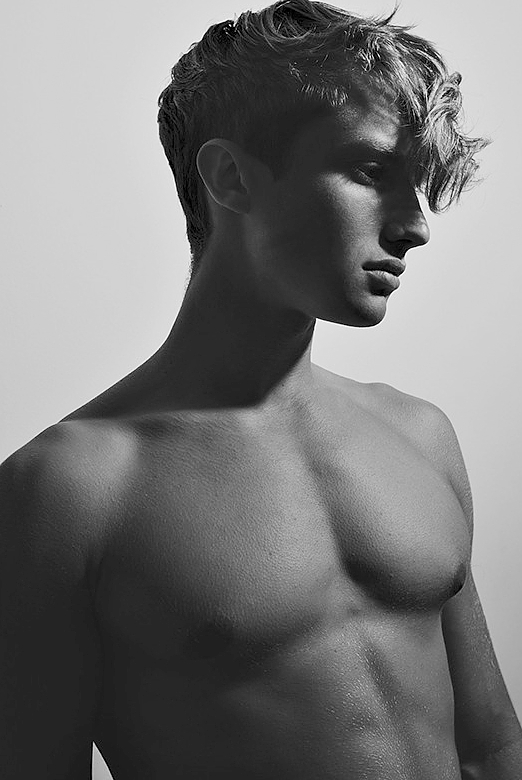 Model - BENJAMIN  - Picture #5