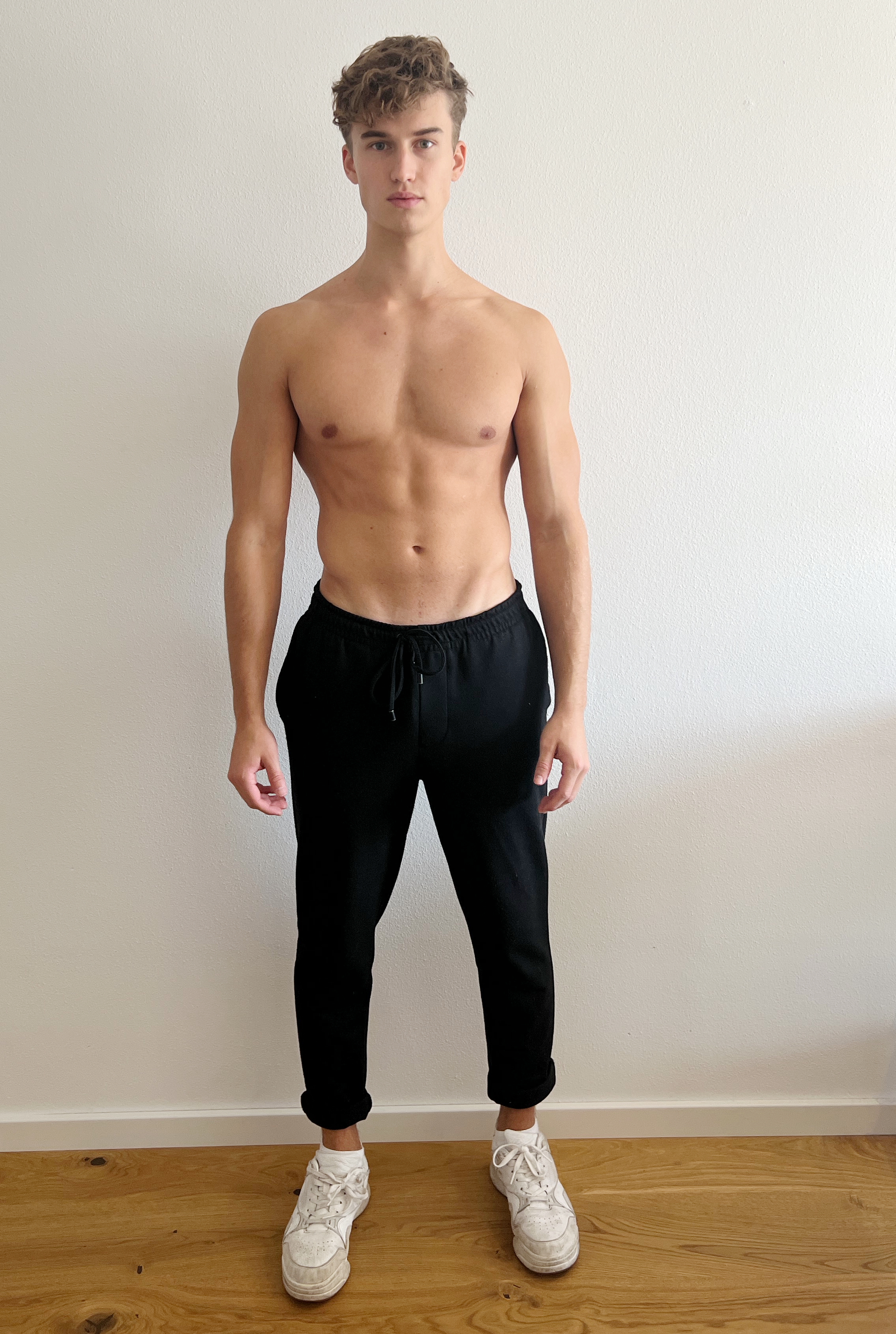 Model - MAXIMILIAN # NEW PICS - Picture #3